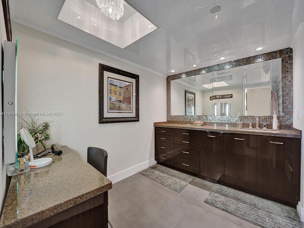 19355 Turnberry Way Unit: 3J