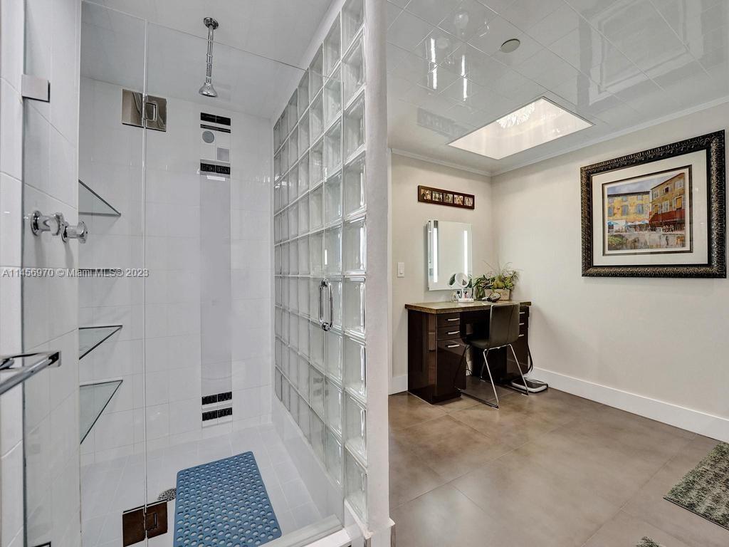 19355 Turnberry Way Unit: 3J