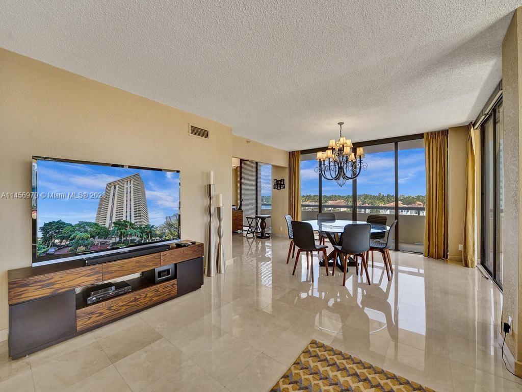 19355 Turnberry Way Unit: 3J