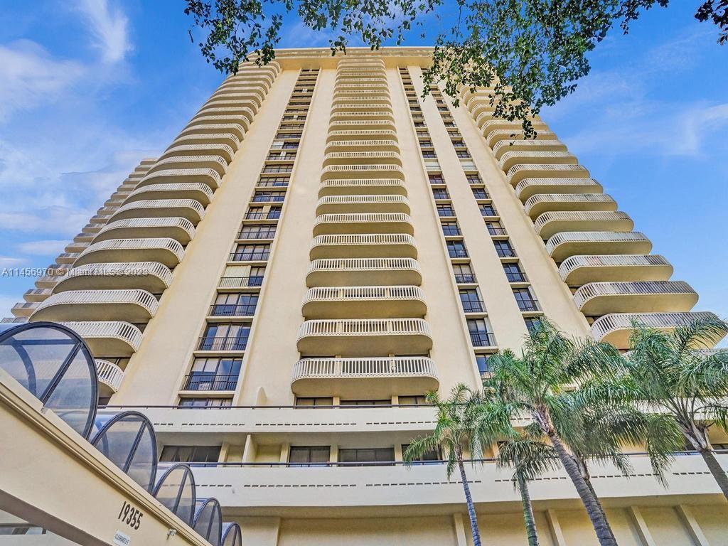 19355 Turnberry Way Unit: 3J