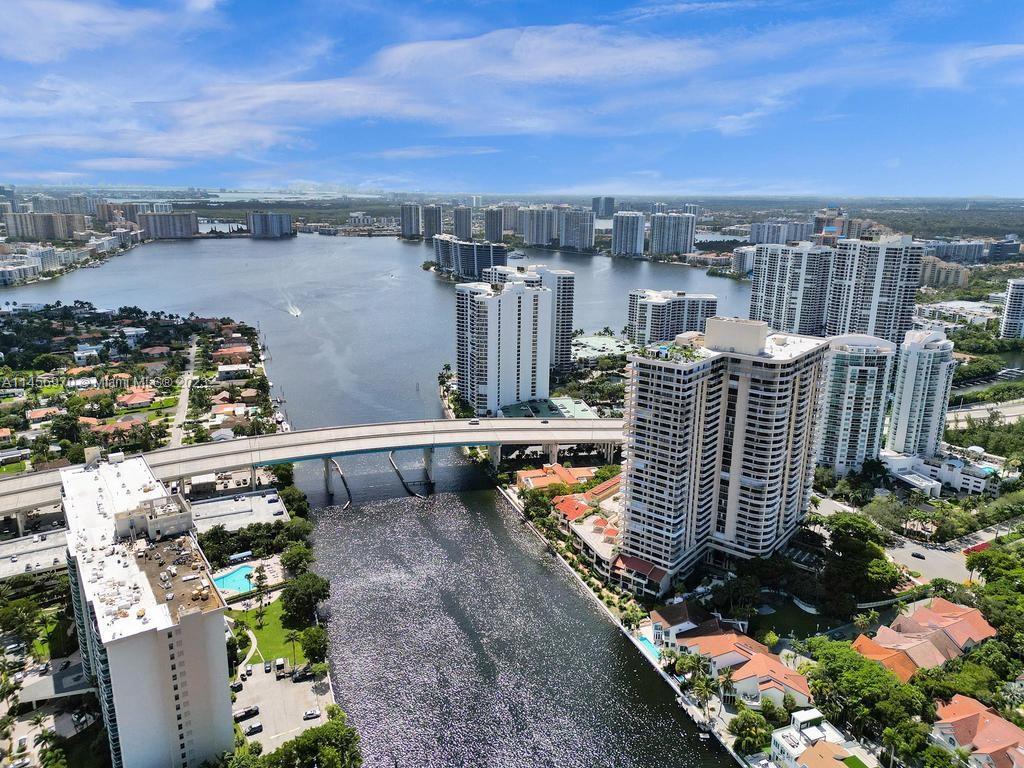 19355 Turnberry Way Unit: 3J