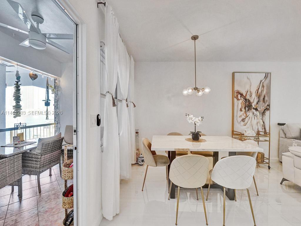 300 Golden Isles Dr Unit: 312