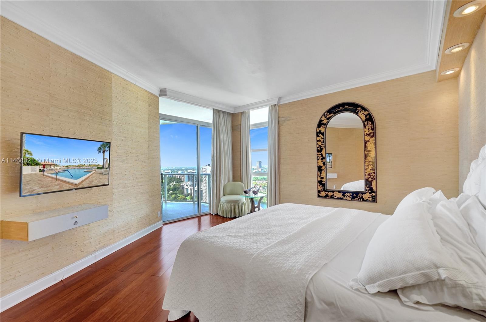 20281 E Country Club Dr Unit: TW7