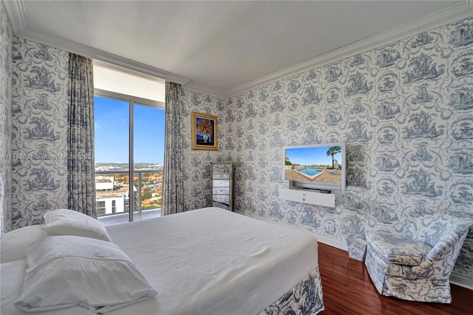 20281 E Country Club Dr Unit: TW7