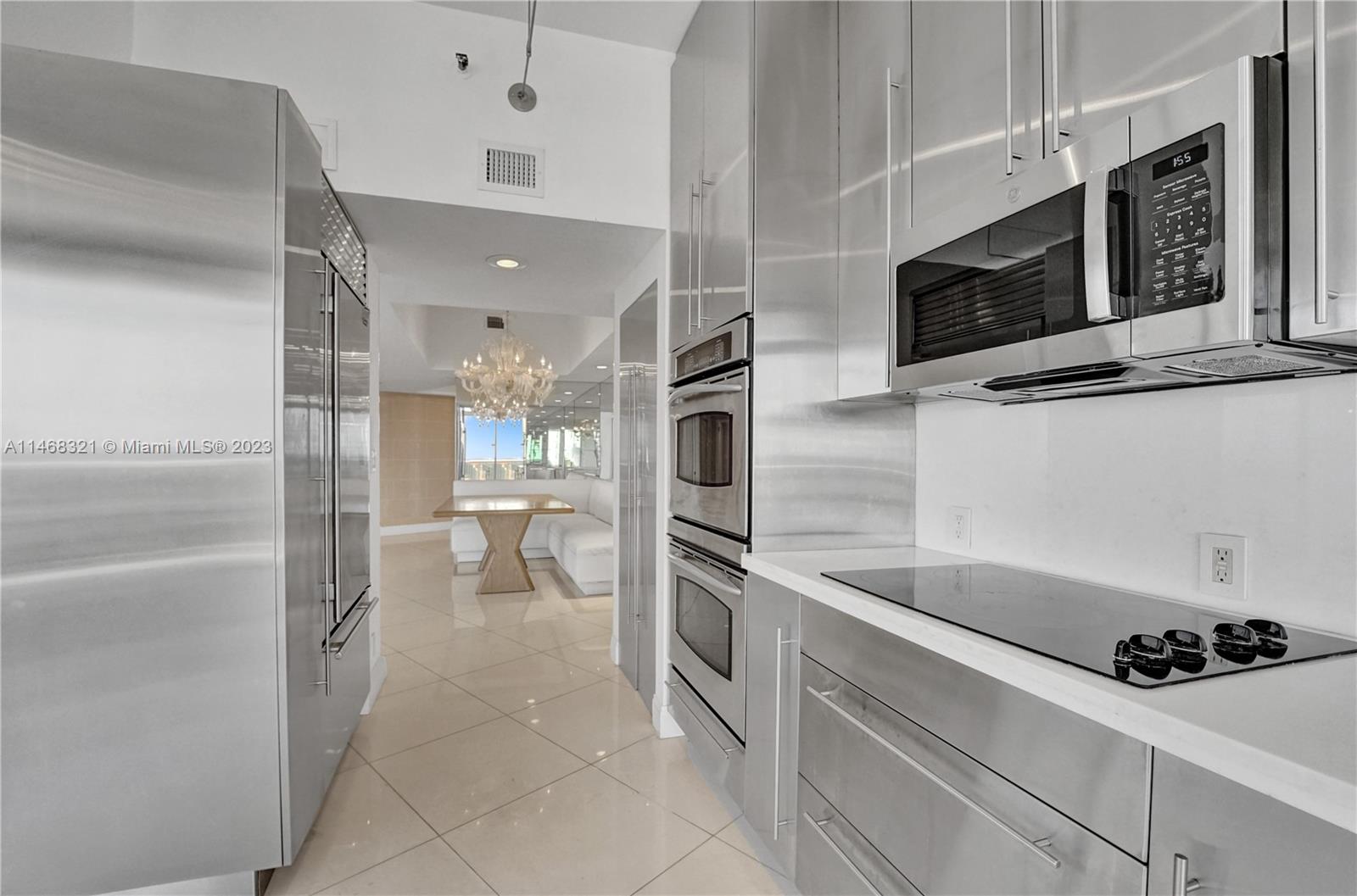 20281 E Country Club Dr Unit: TW7