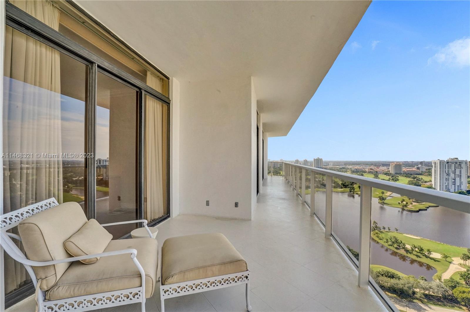20281 E Country Club Dr Unit: TW7