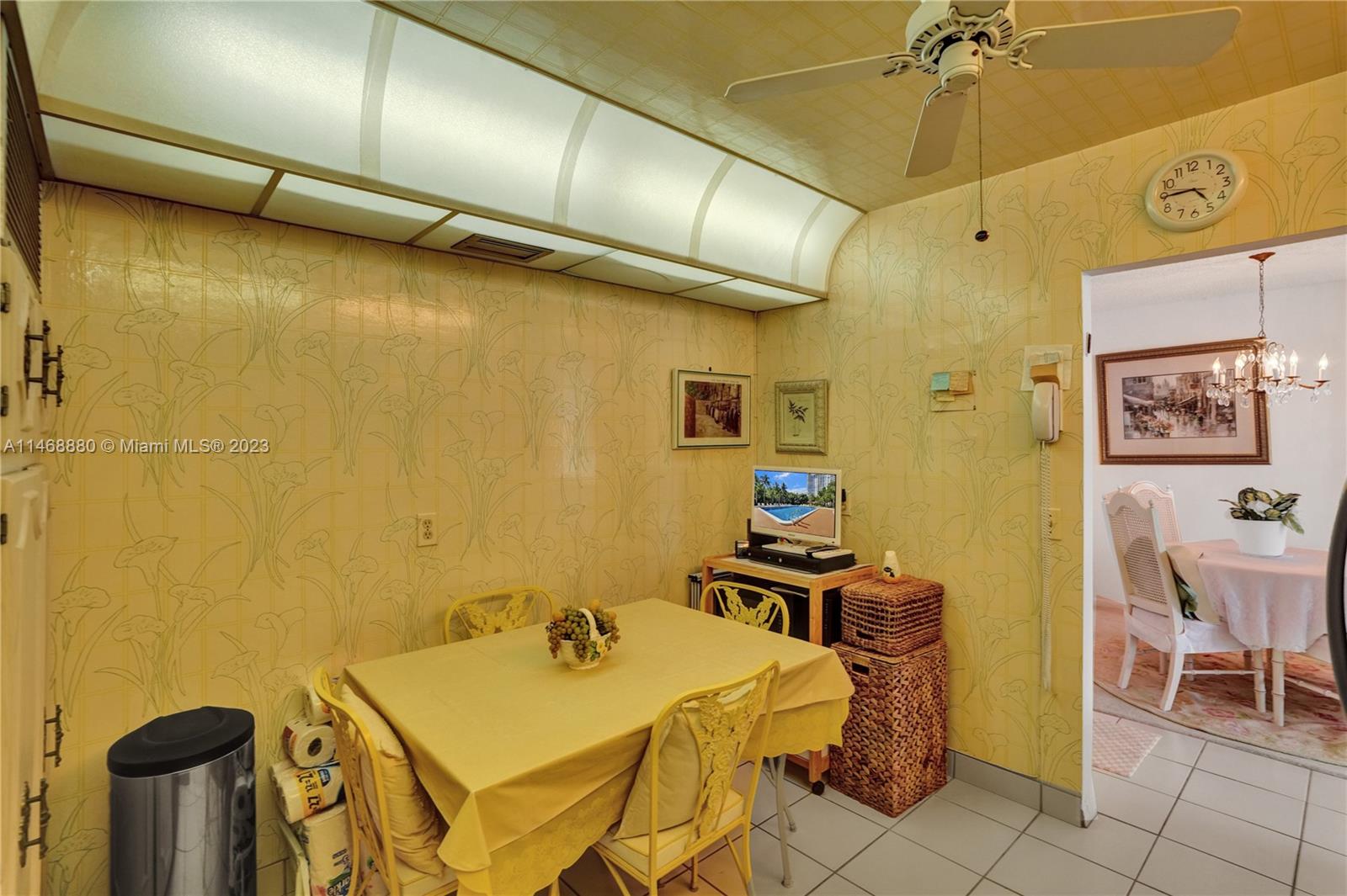 2851 NE 183rd St Unit: 1412E