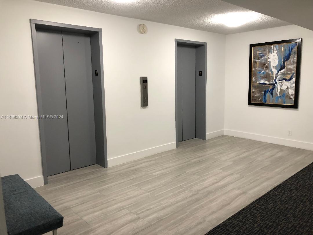 137 Golden Isles Dr Unit: 810