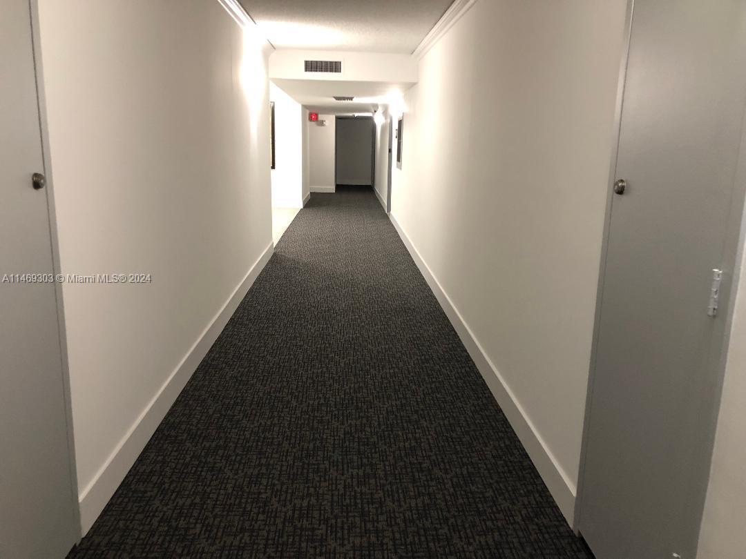 137 Golden Isles Dr Unit: 810