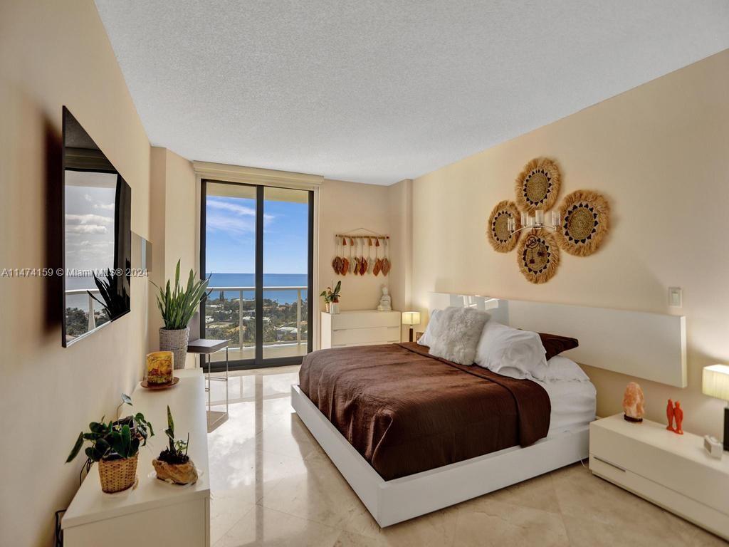 20281 E Country Club Dr Unit: 2010