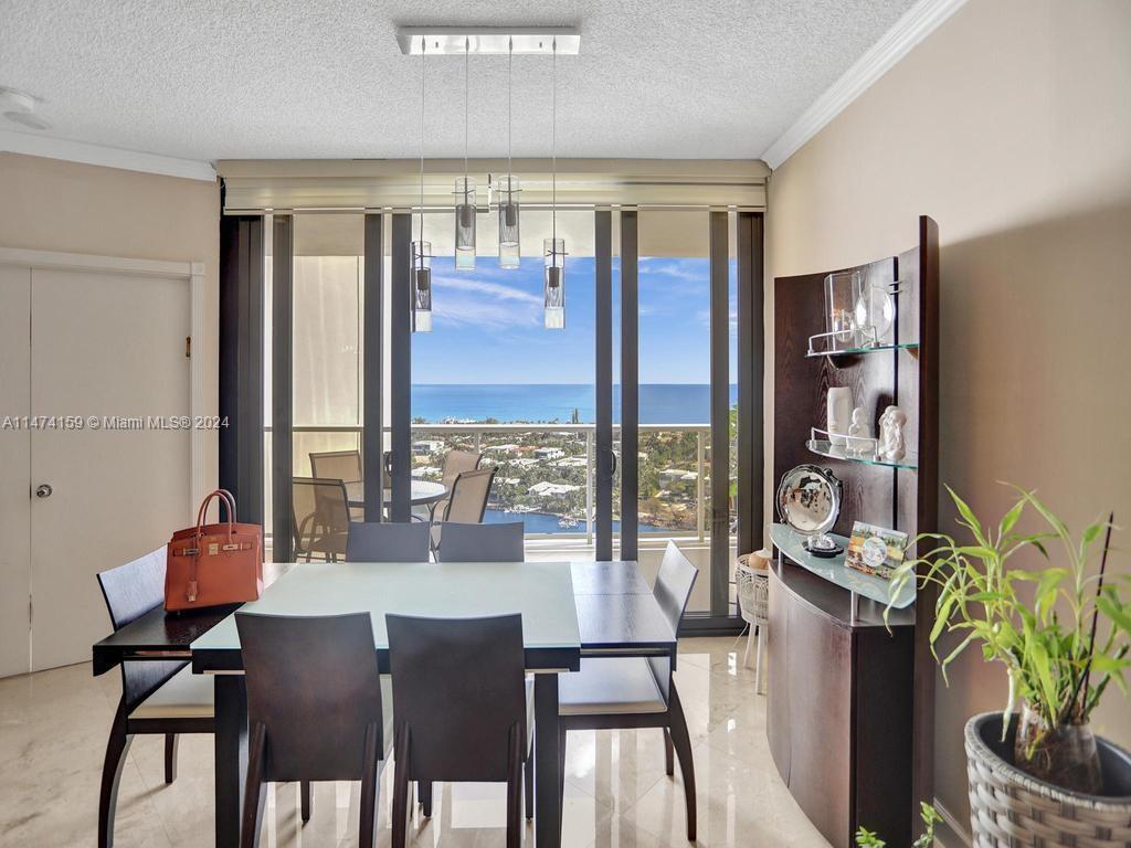 20281 E Country Club Dr Unit: 2010