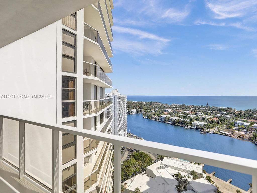 20281 E Country Club Dr Unit: 2010