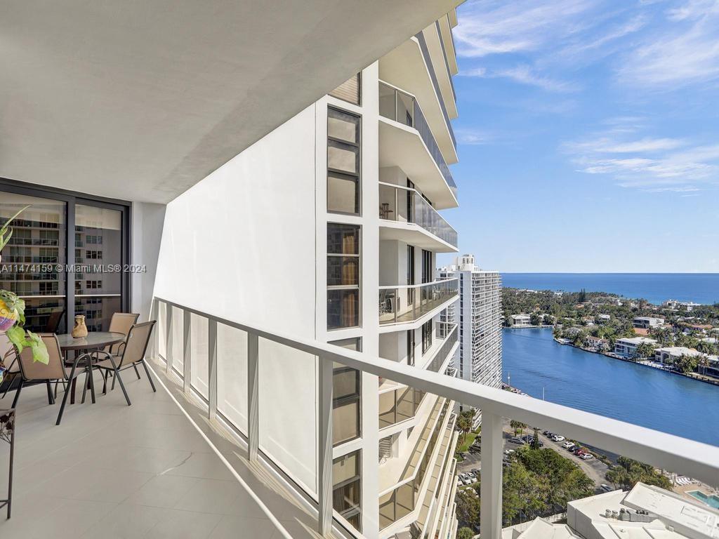 20281 E Country Club Dr Unit: 2010