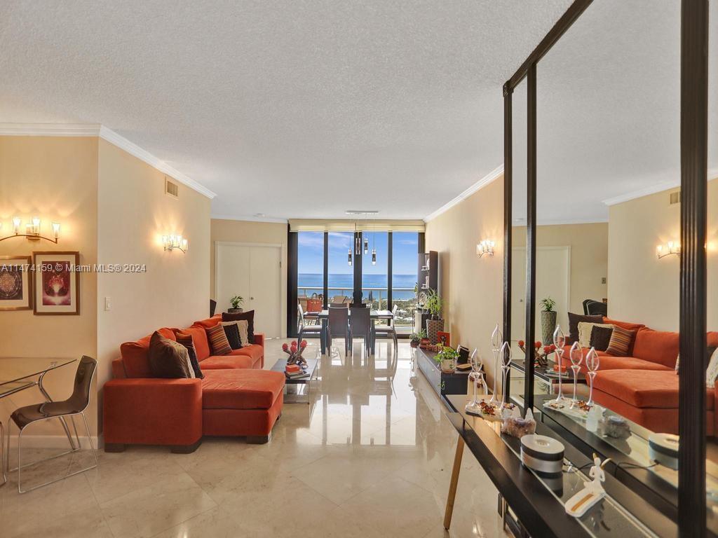 20281 E Country Club Dr Unit: 2010