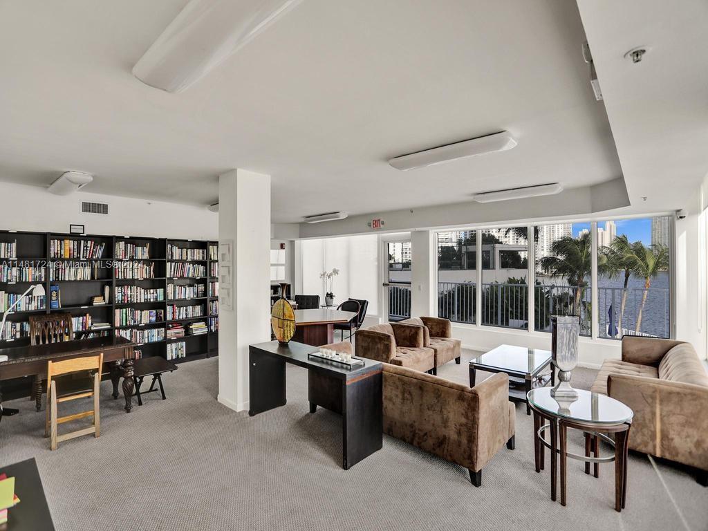 3370 Hidden Bay Dr Unit: 1709