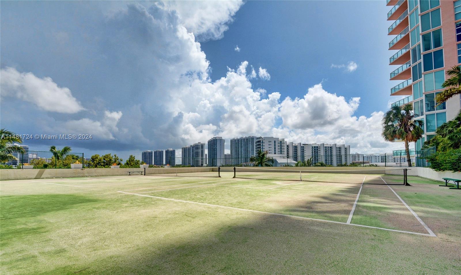 3370 Hidden Bay Dr Unit: 1709