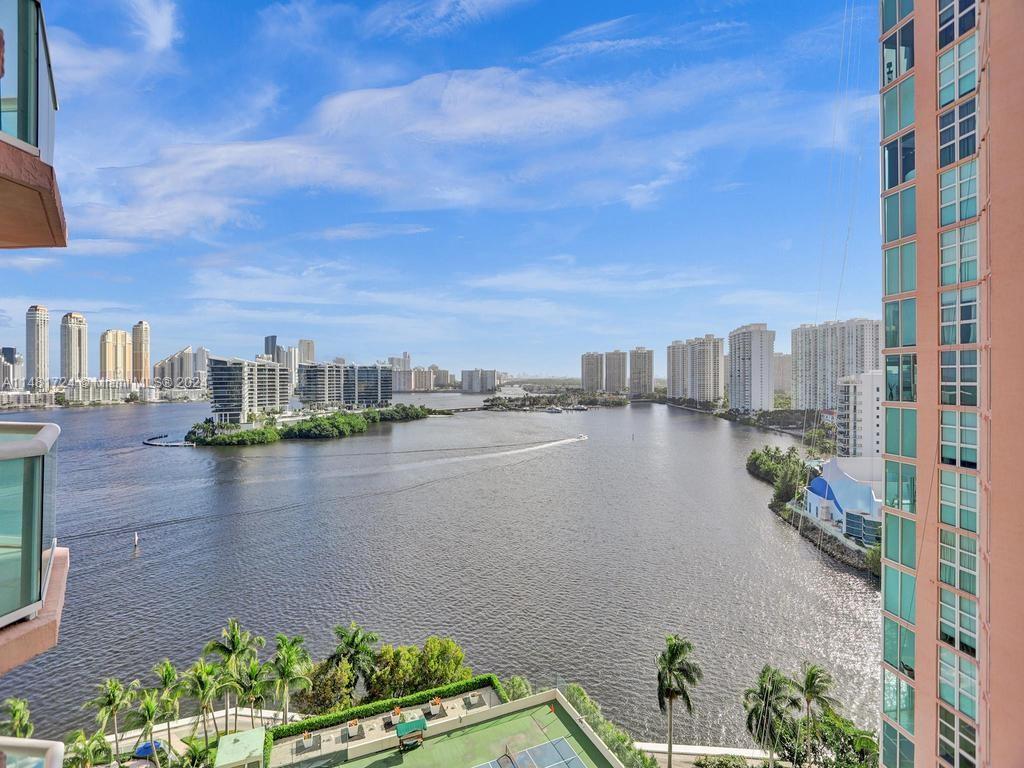 3370 Hidden Bay Dr Unit: 1709