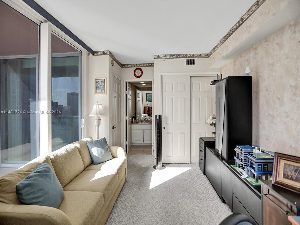 3370 Hidden Bay Dr Unit: 1709
