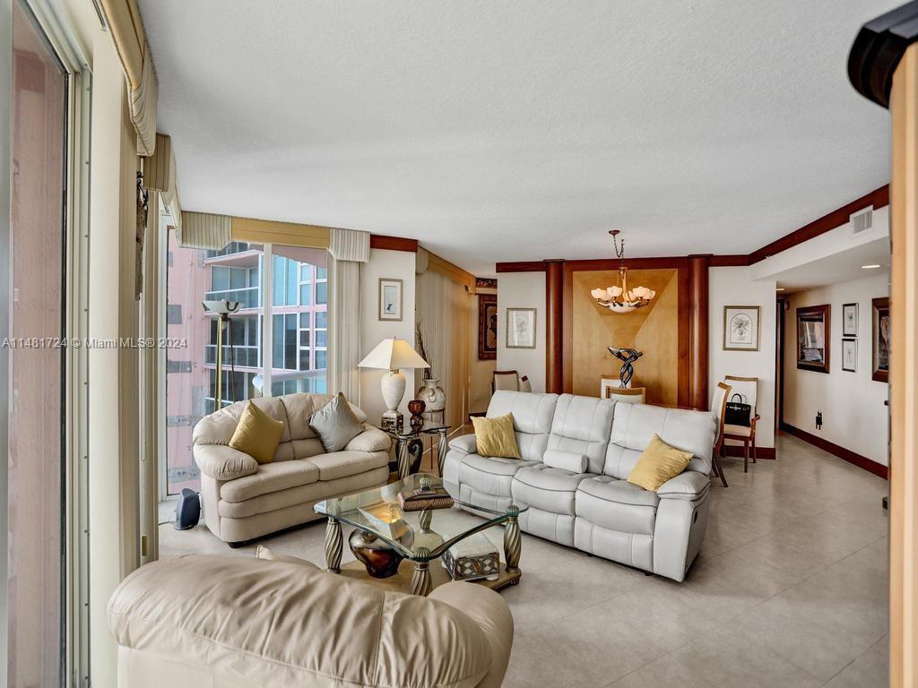 3370 Hidden Bay Dr Unit: 1709