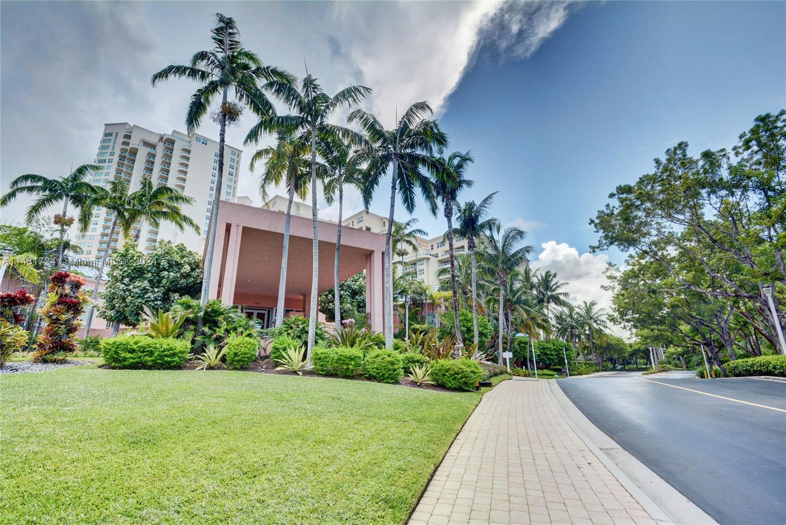 3370 Hidden Bay Dr Unit: 1709