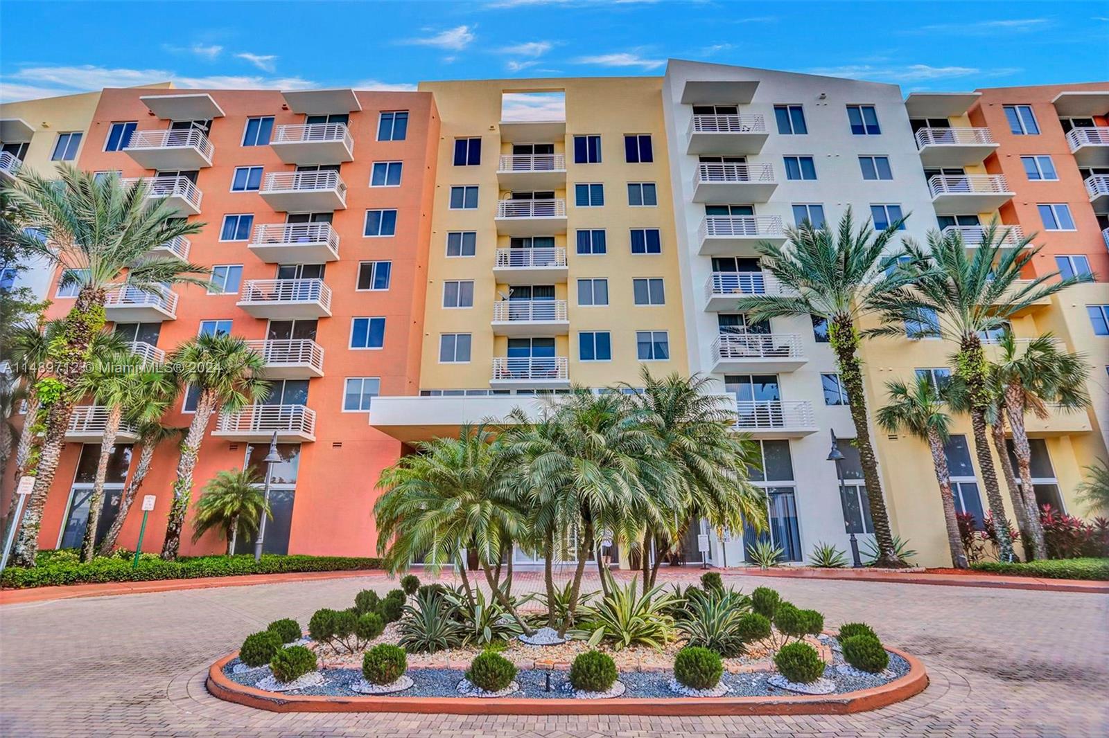 2775 NE 187th St Unit: 120