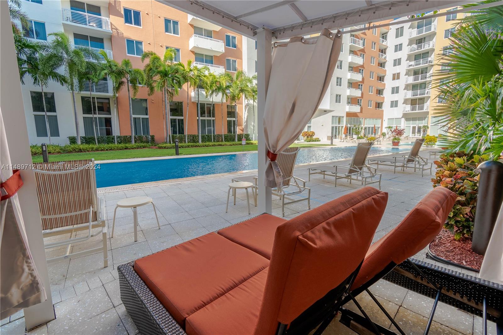 2775 NE 187th St Unit: 120