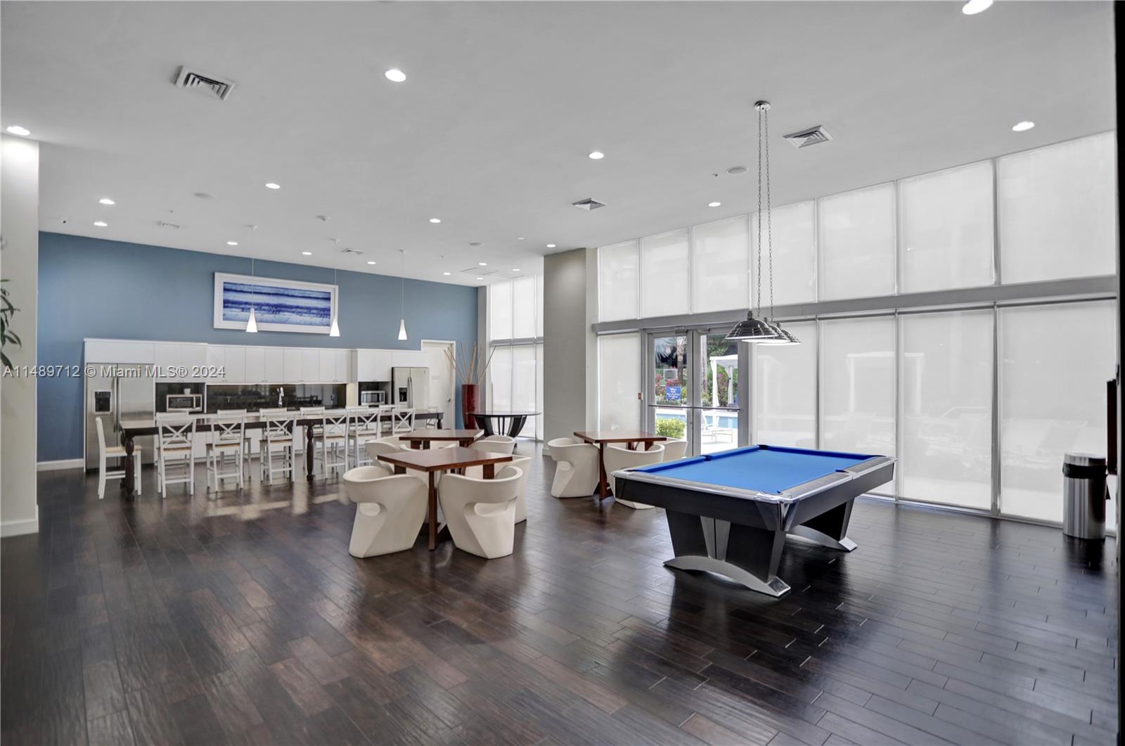 2775 NE 187th St Unit: 120