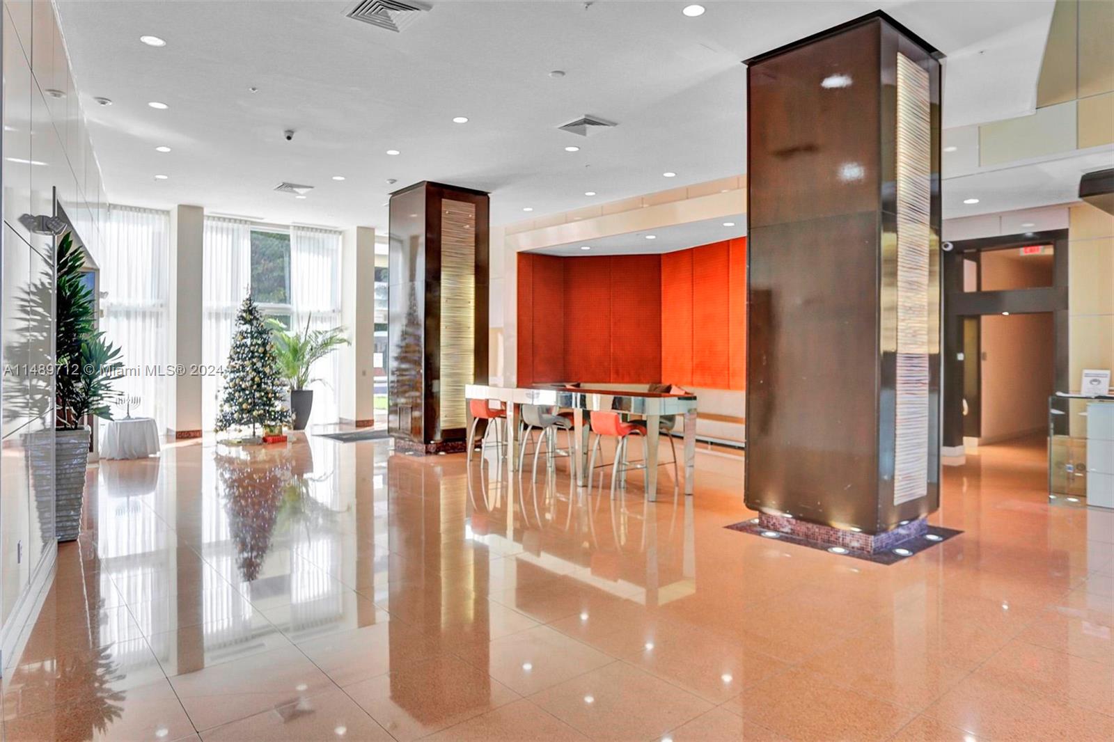 2775 NE 187th St Unit: 120