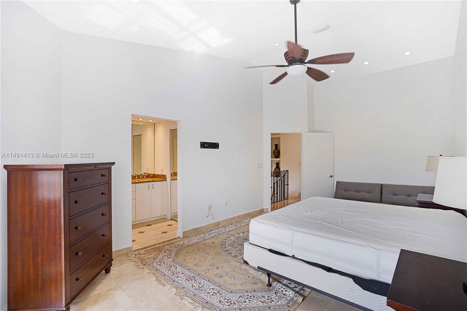 3762 NE 209th Ter Unit: 3762