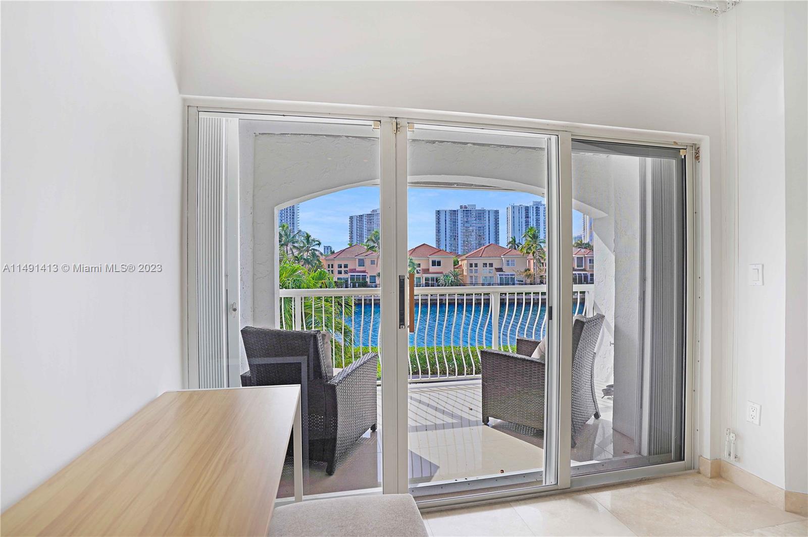 3762 NE 209th Ter Unit: 3762