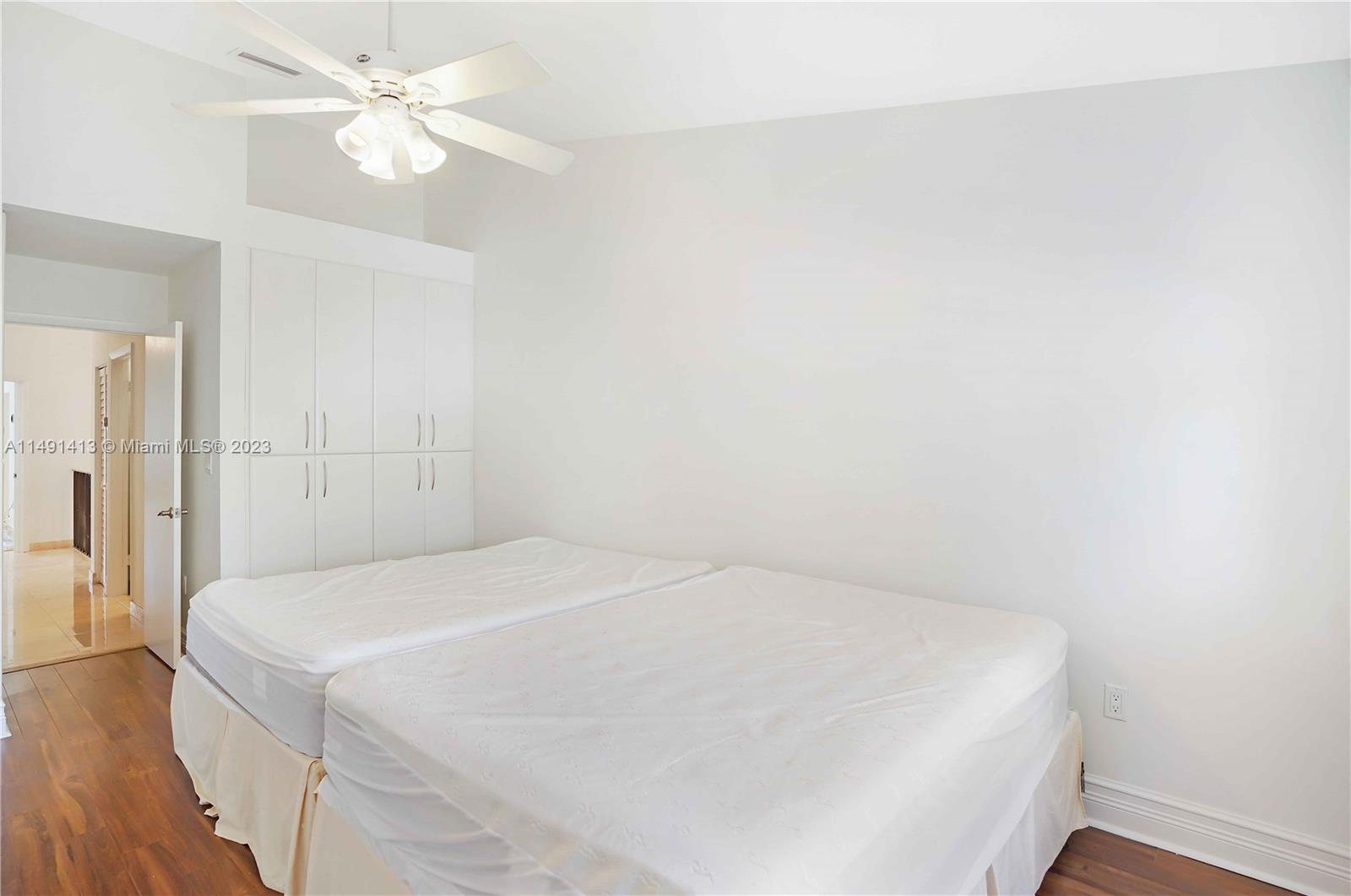 3762 NE 209th Ter Unit: 3762
