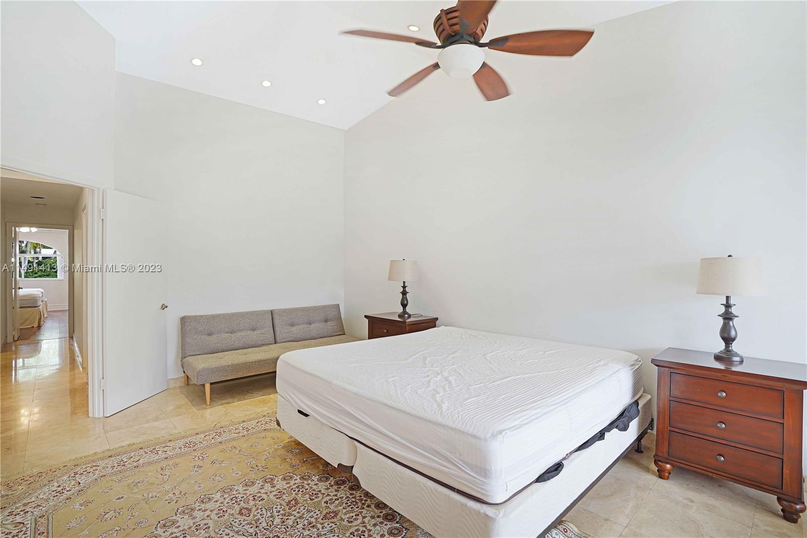 3762 NE 209th Ter Unit: 3762