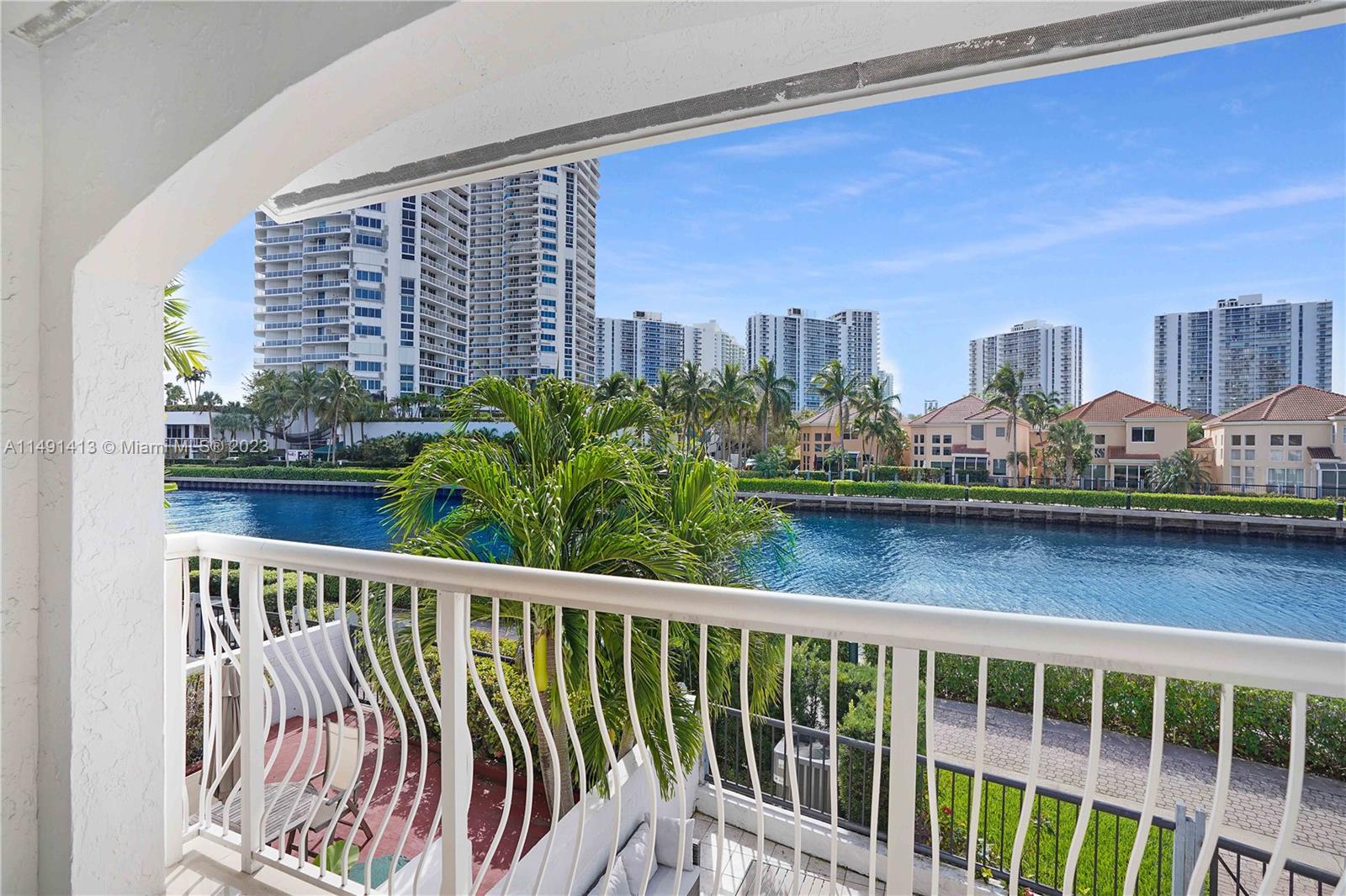 3762 NE 209th Ter Unit: 3762