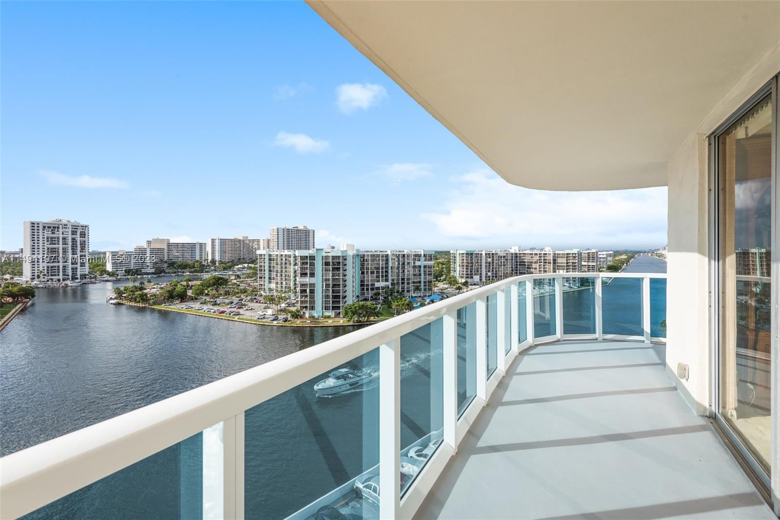 3800 S Ocean Dr Unit: 1105