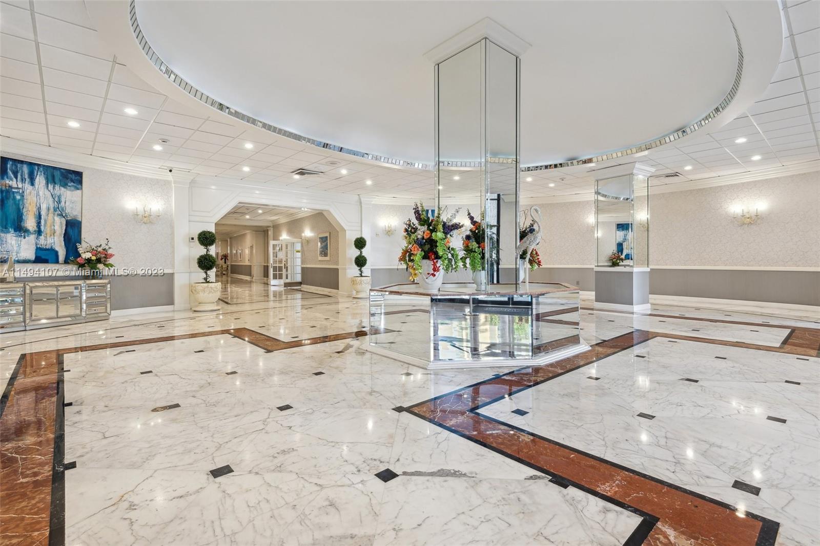 3800 S Ocean Dr Unit: 1105