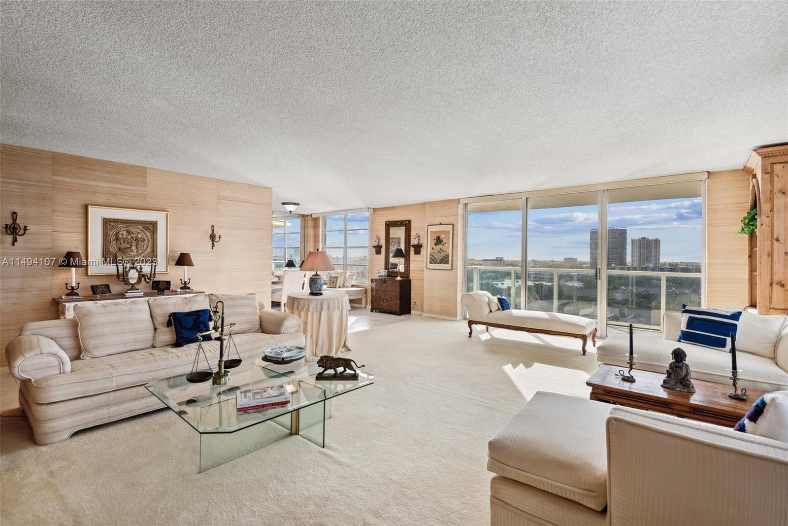 3800 S Ocean Dr Unit: 1105