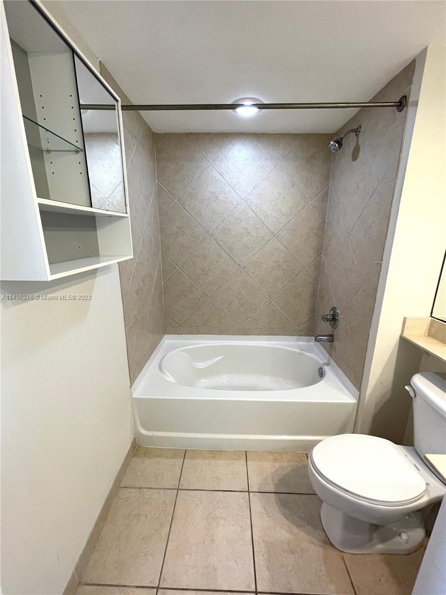 325 S Biscayne Blvd Unit: 2218