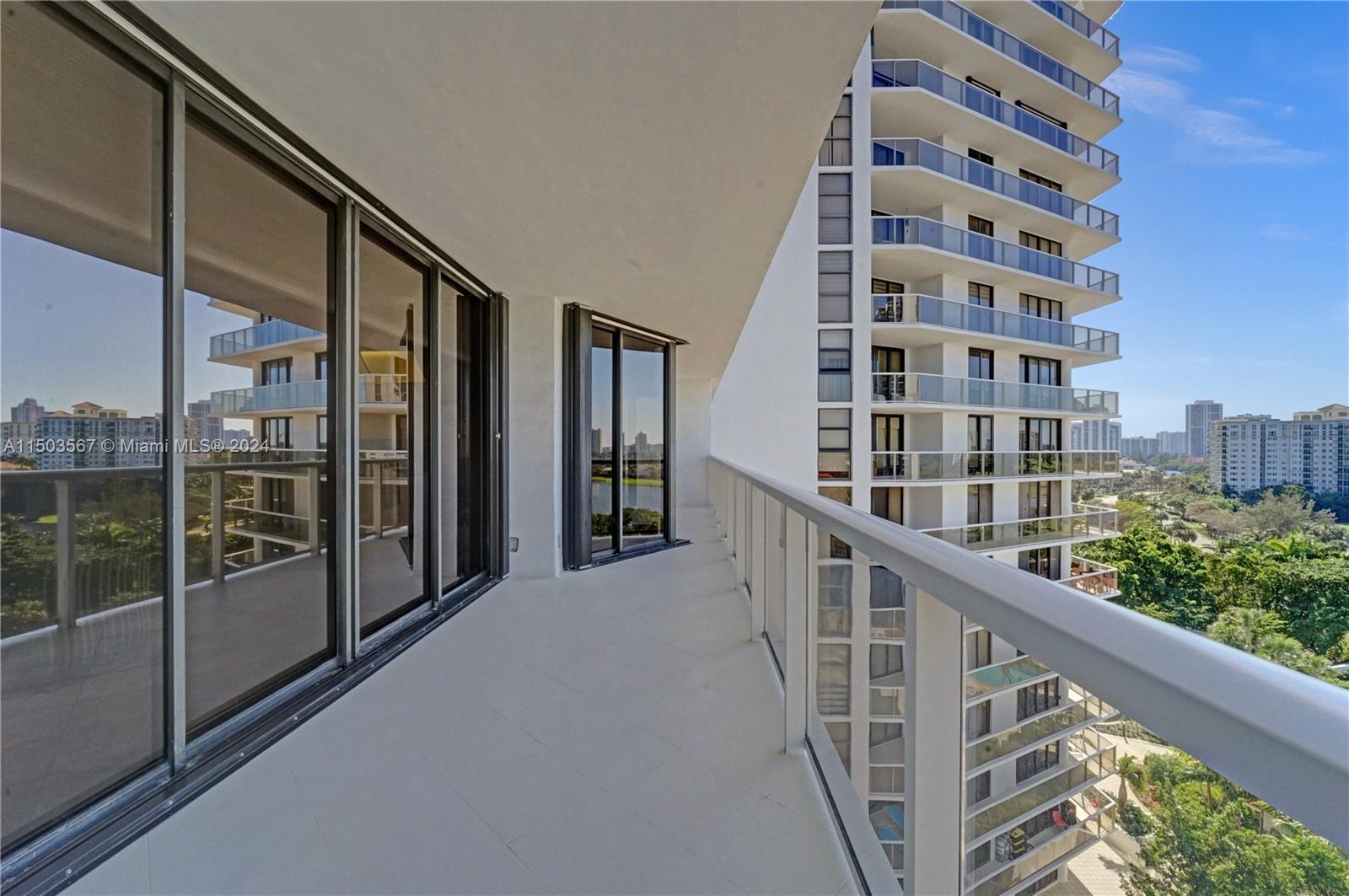 20281 E Country Club Dr Unit: 903