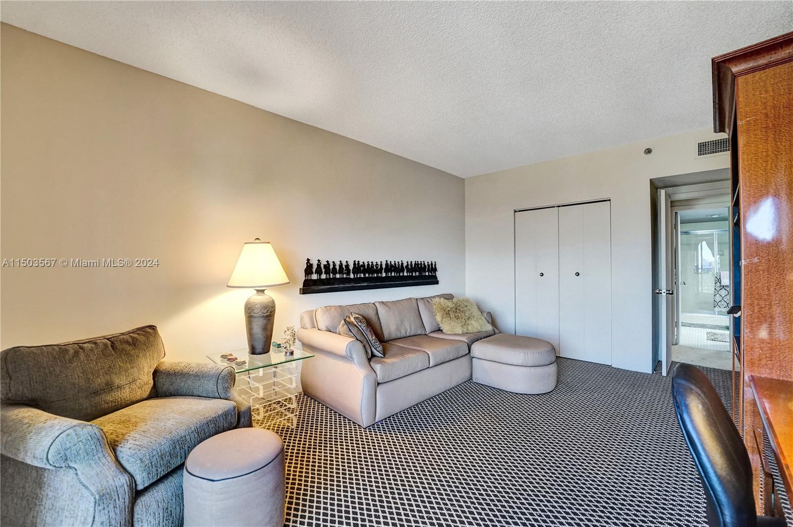 20281 E Country Club Dr Unit: 903