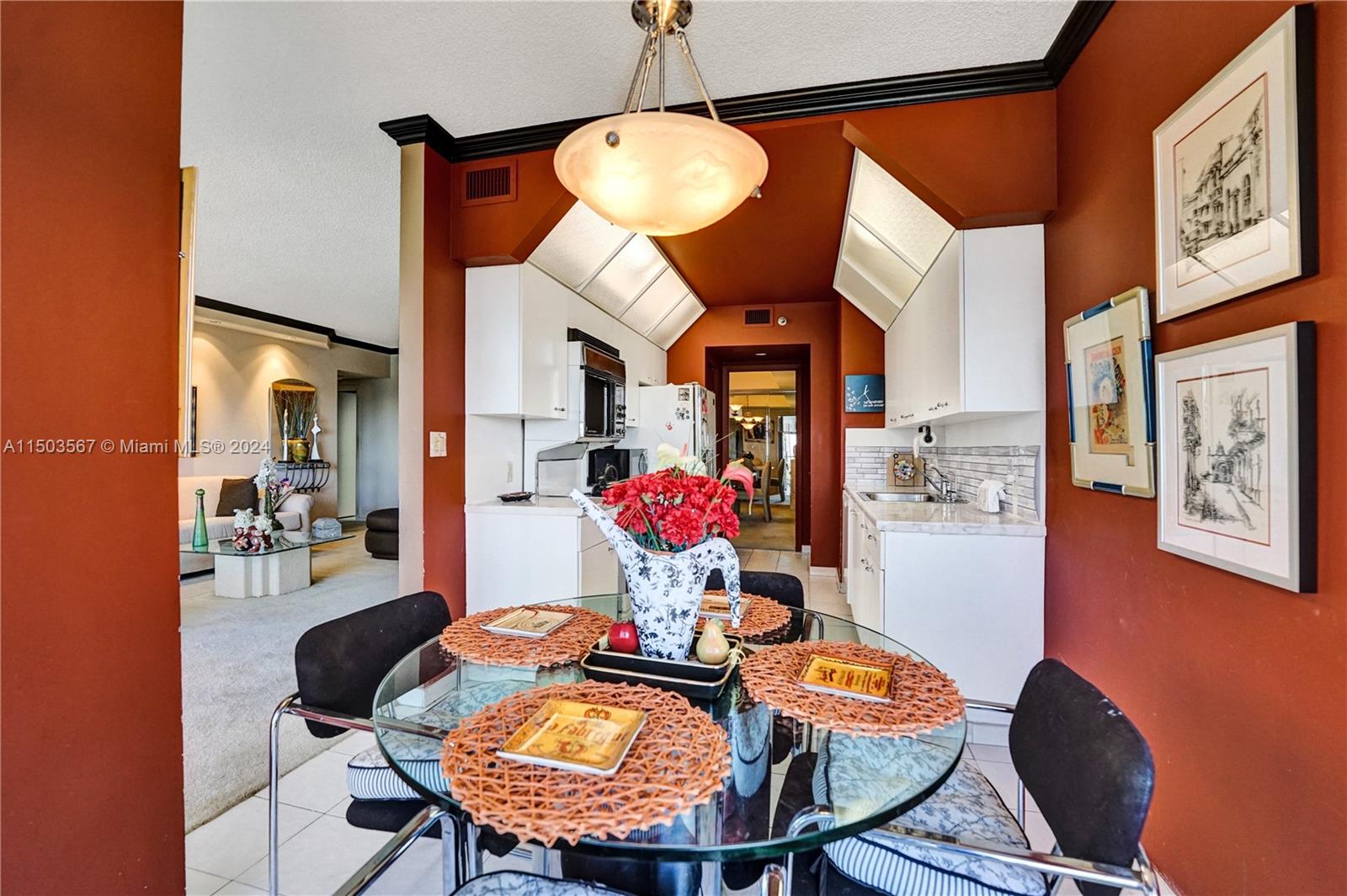 20281 E Country Club Dr Unit: 903