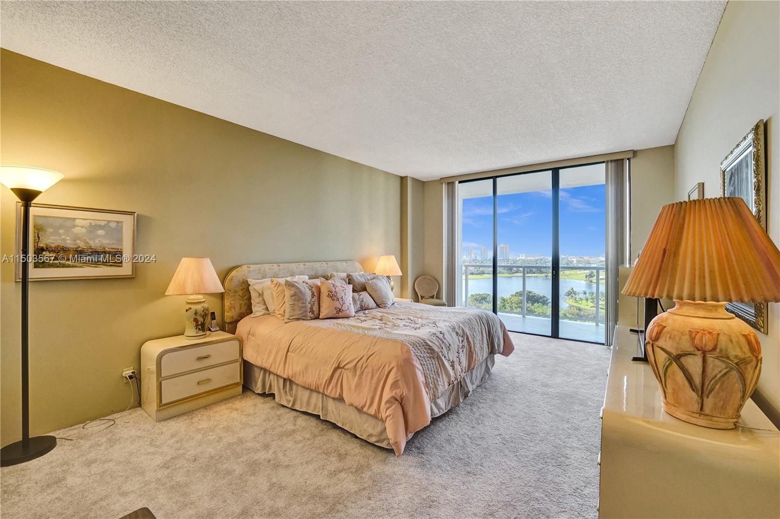 20281 E Country Club Dr Unit: 903
