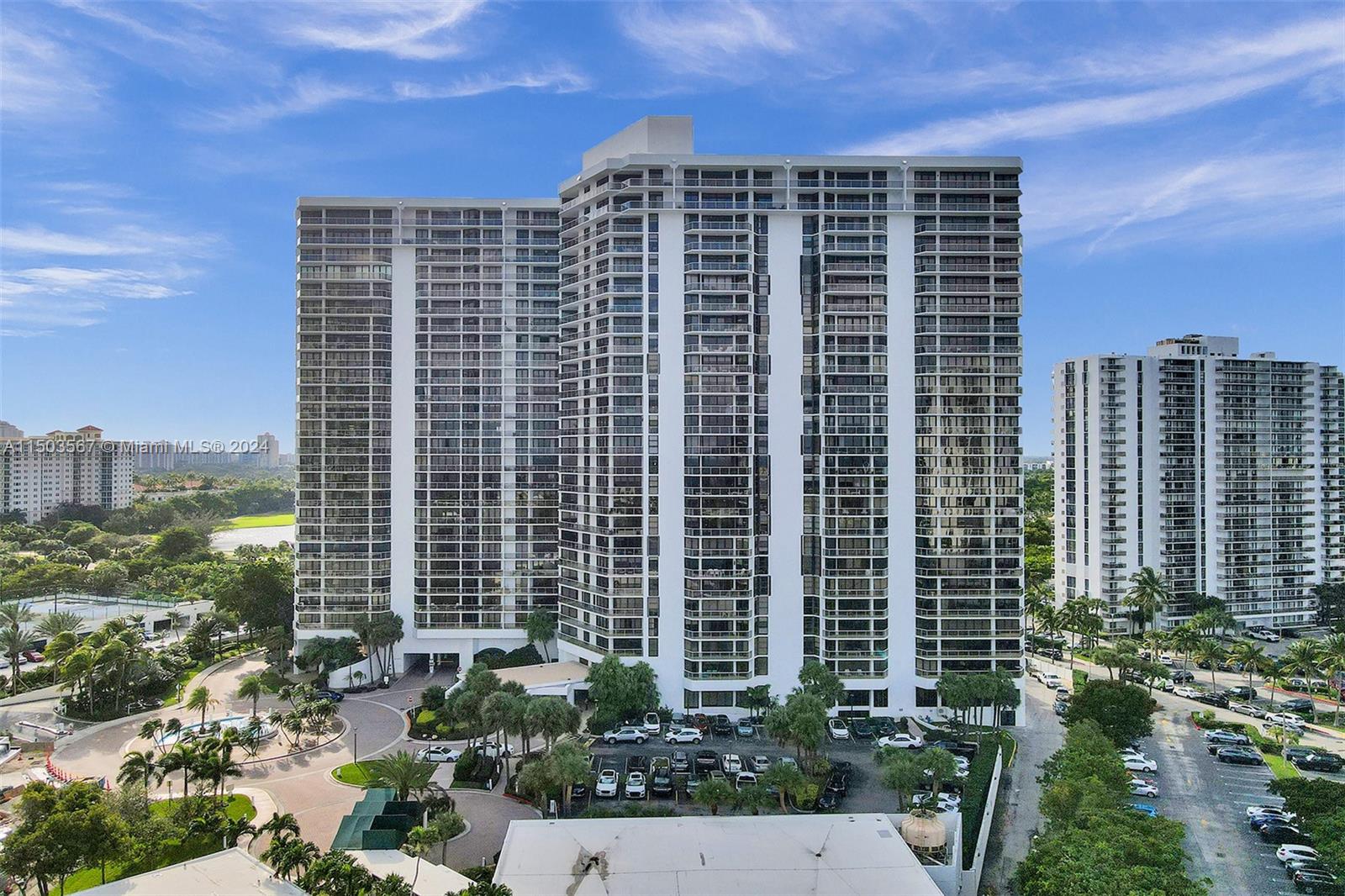 20281 E Country Club Dr Unit: 903