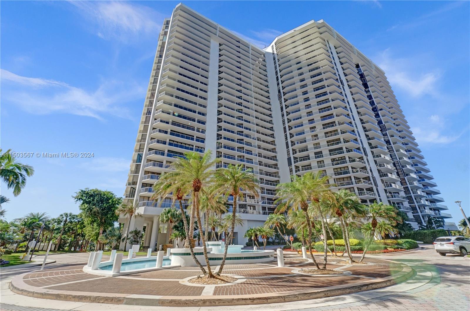 20281 E Country Club Dr Unit: 903