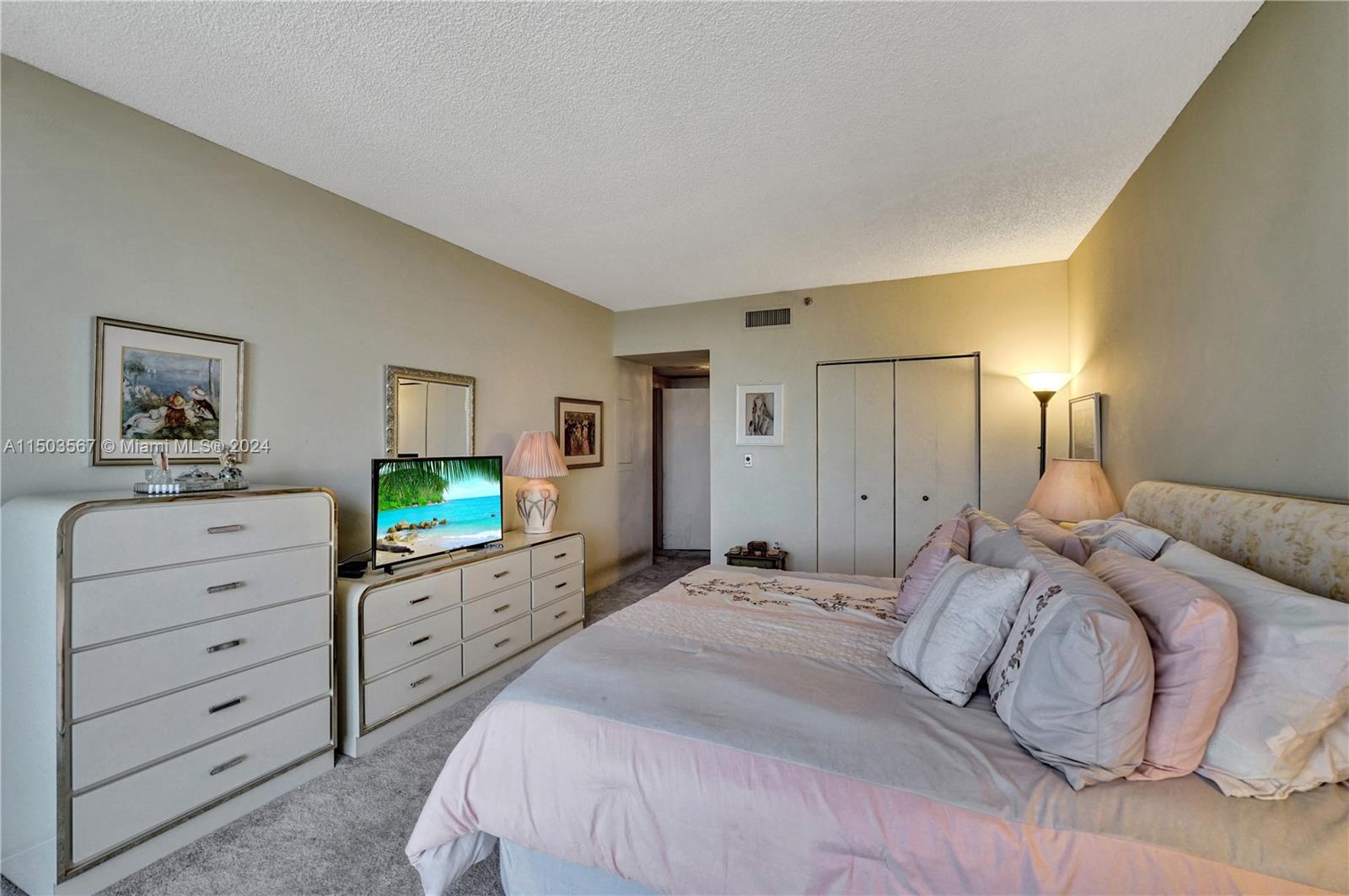 20281 E Country Club Dr Unit: 903