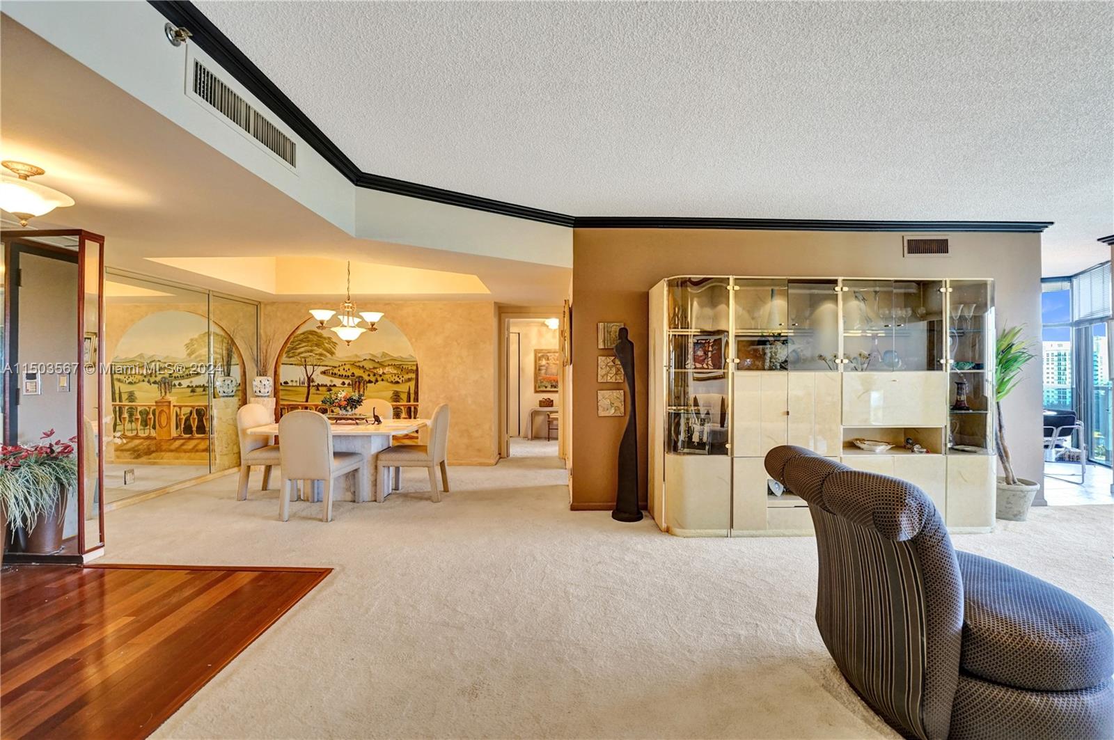 20281 E Country Club Dr Unit: 903