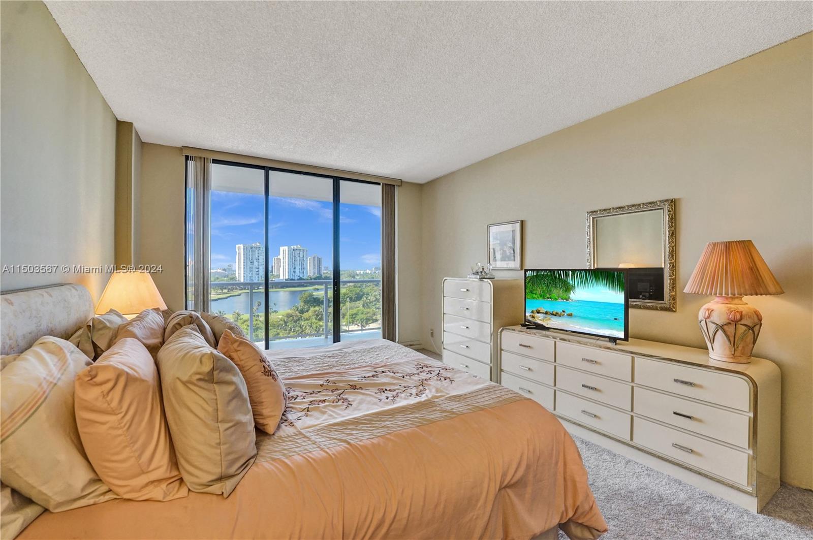 20281 E Country Club Dr Unit: 903