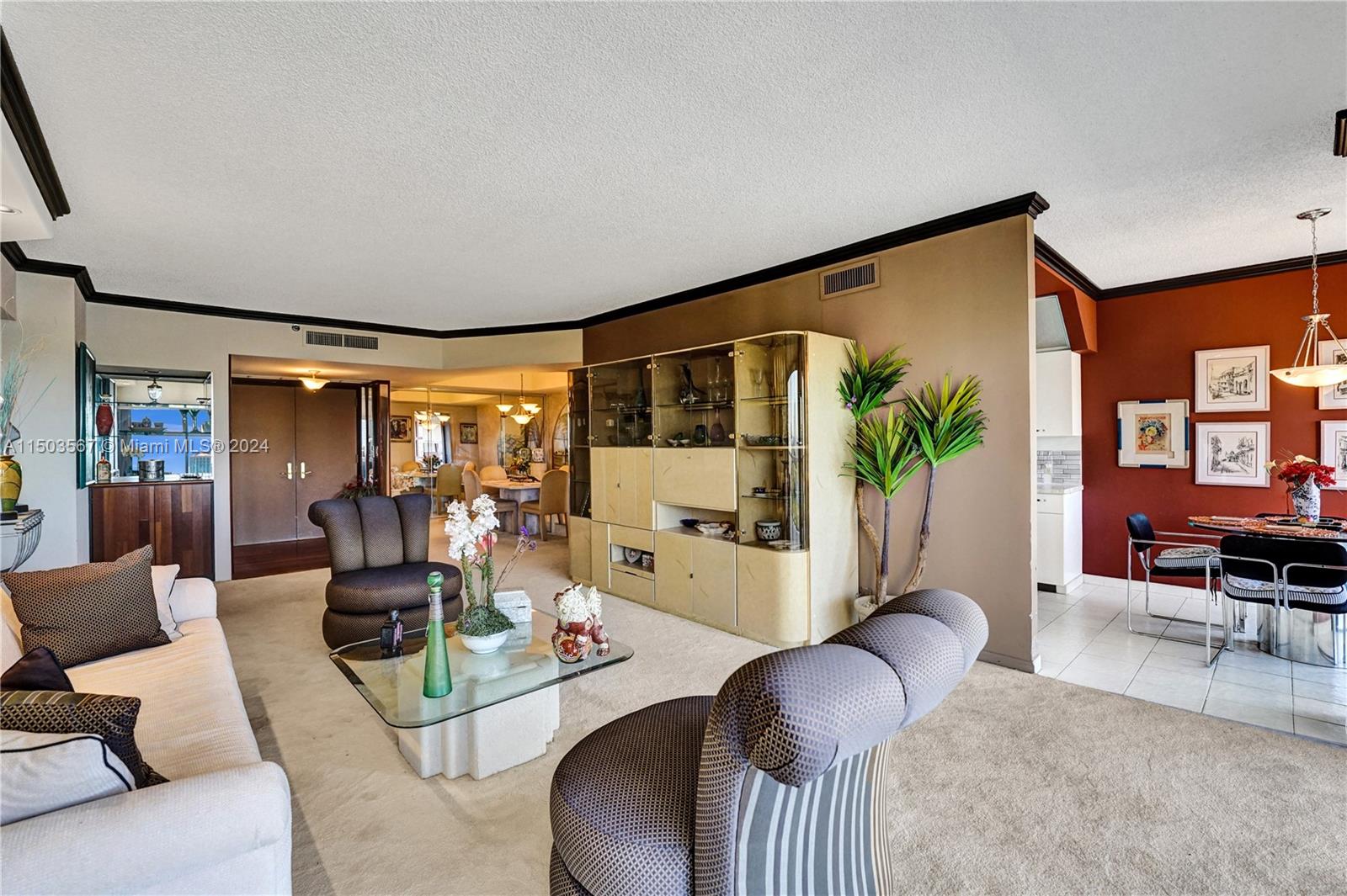20281 E Country Club Dr Unit: 903