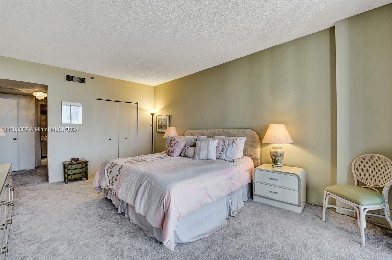 20281 E Country Club Dr Unit: 903