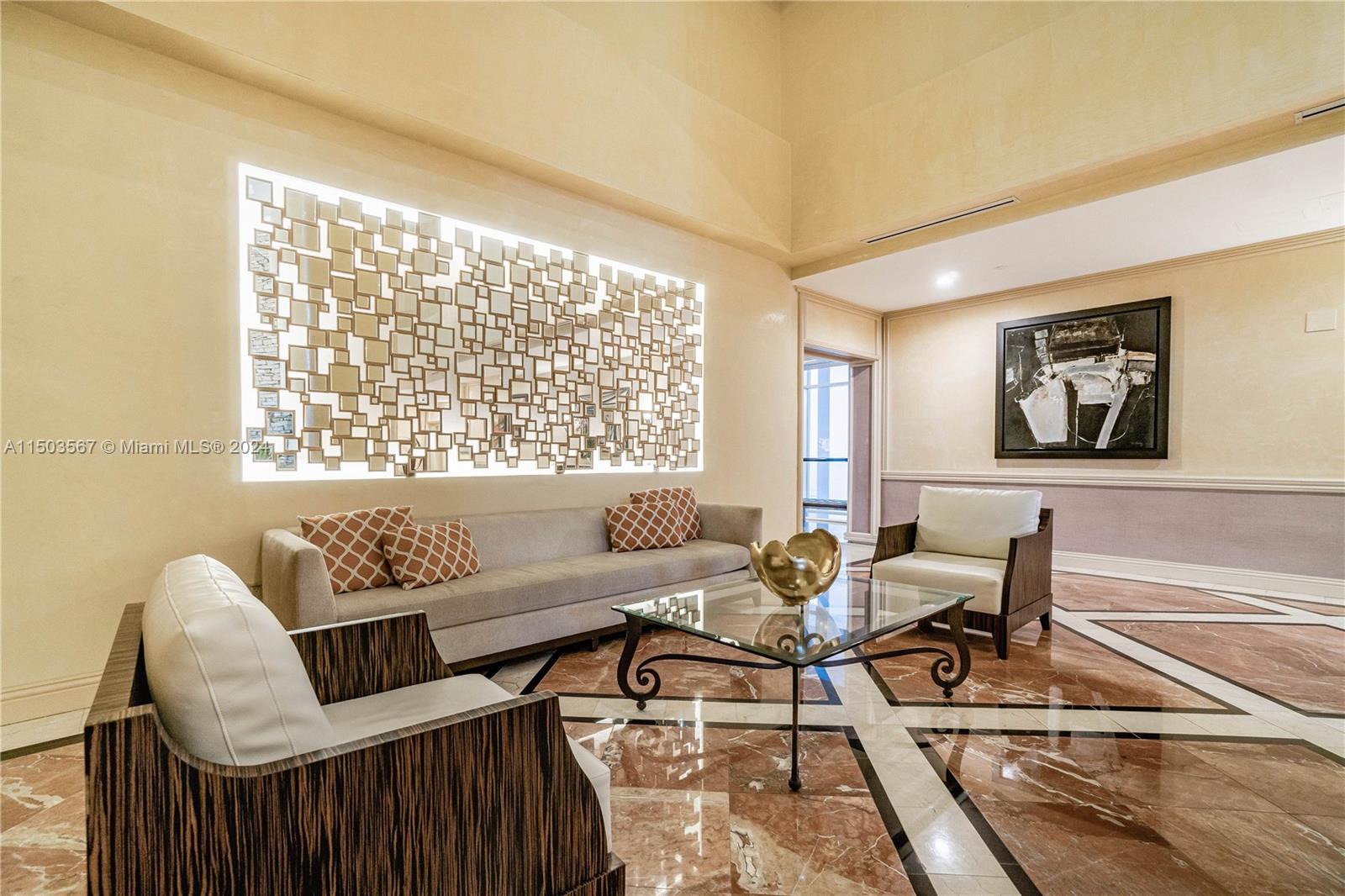 20281 E Country Club Dr Unit: 903