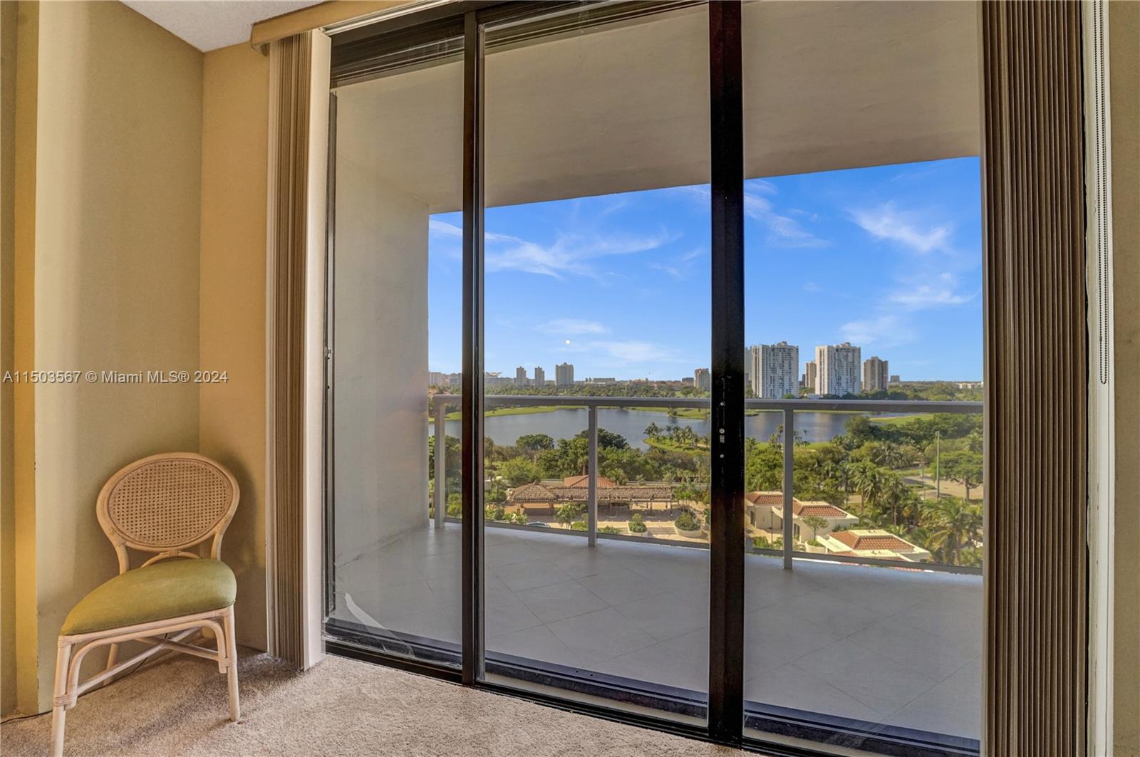 20281 E Country Club Dr Unit: 903